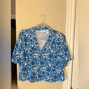 Boho vintage floral blue and white printed linen button down
